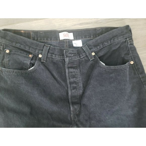 Levis 501 Button Fly Mens Jeans 38×32 Black Denim - Picture 4 of 5